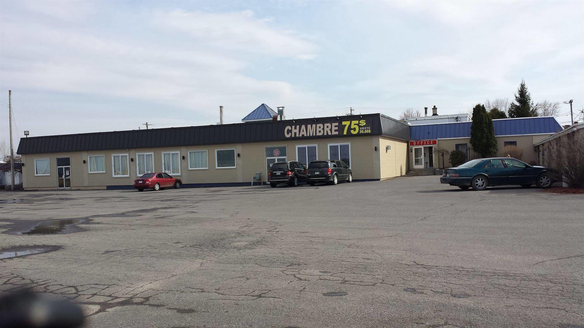 Motel Iberville Saint-Jean-sur-Richelieu Extérieur photo