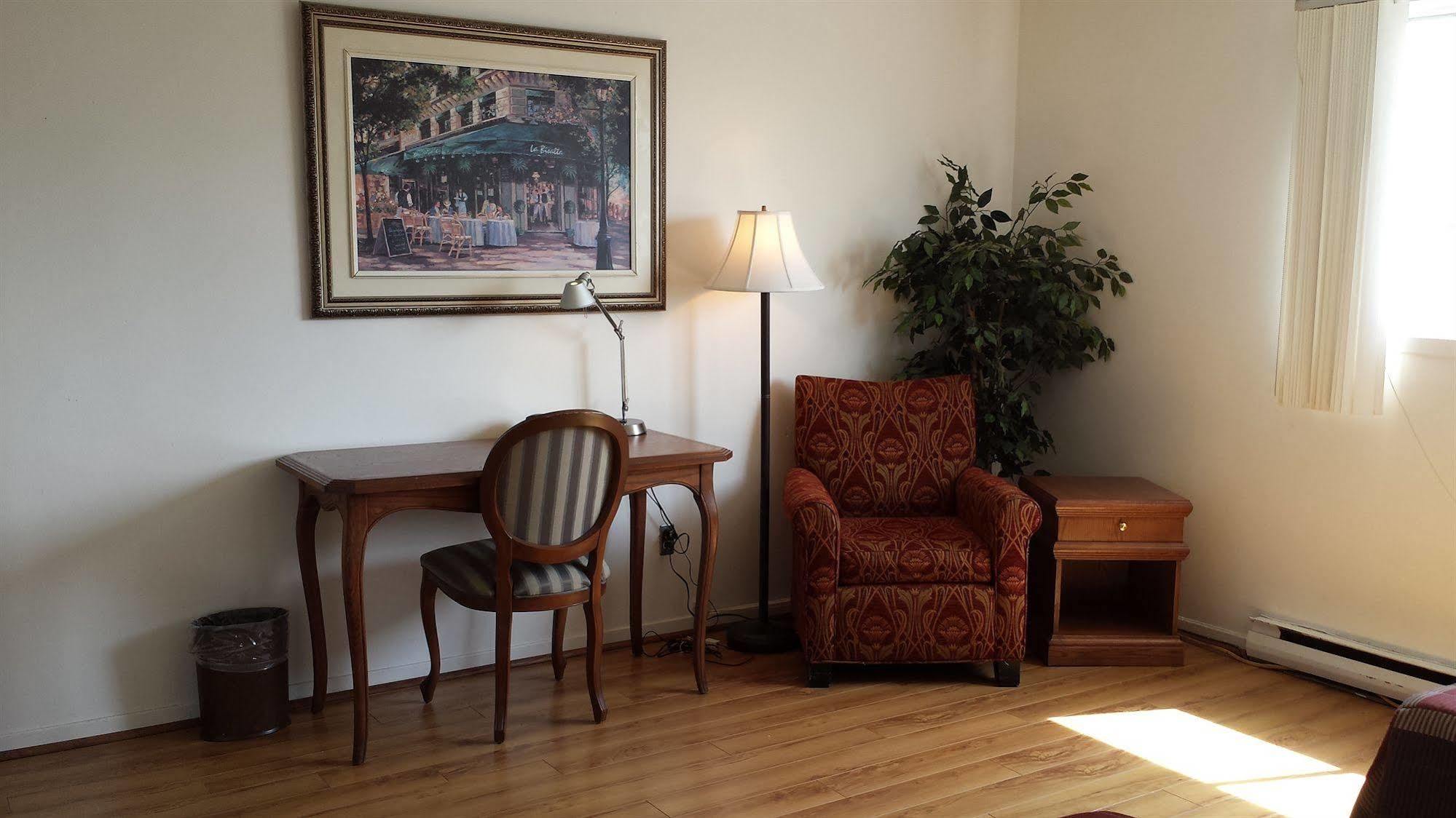 Motel Iberville Saint-Jean-sur-Richelieu Extérieur photo