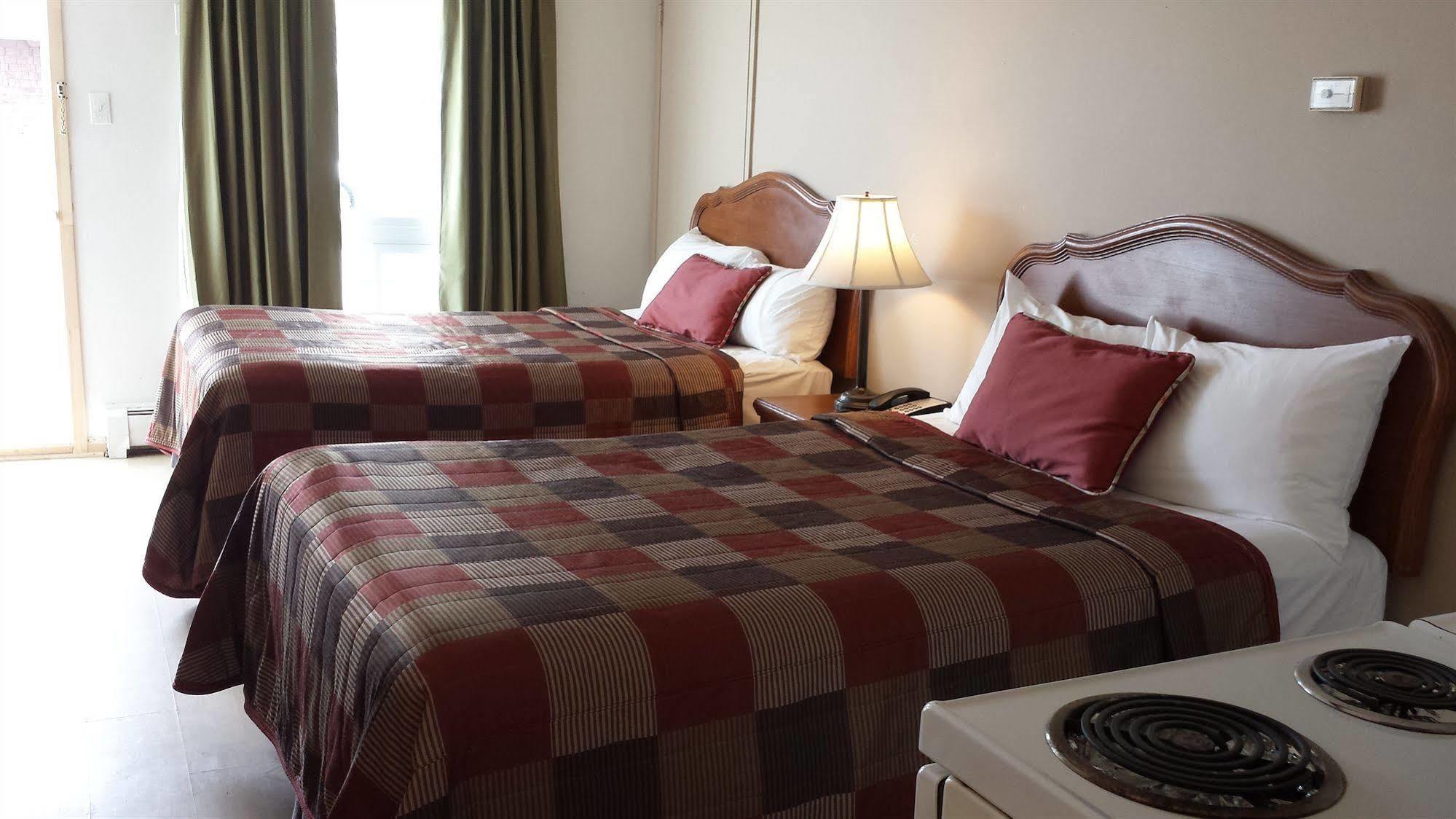 Motel Iberville Saint-Jean-sur-Richelieu Extérieur photo