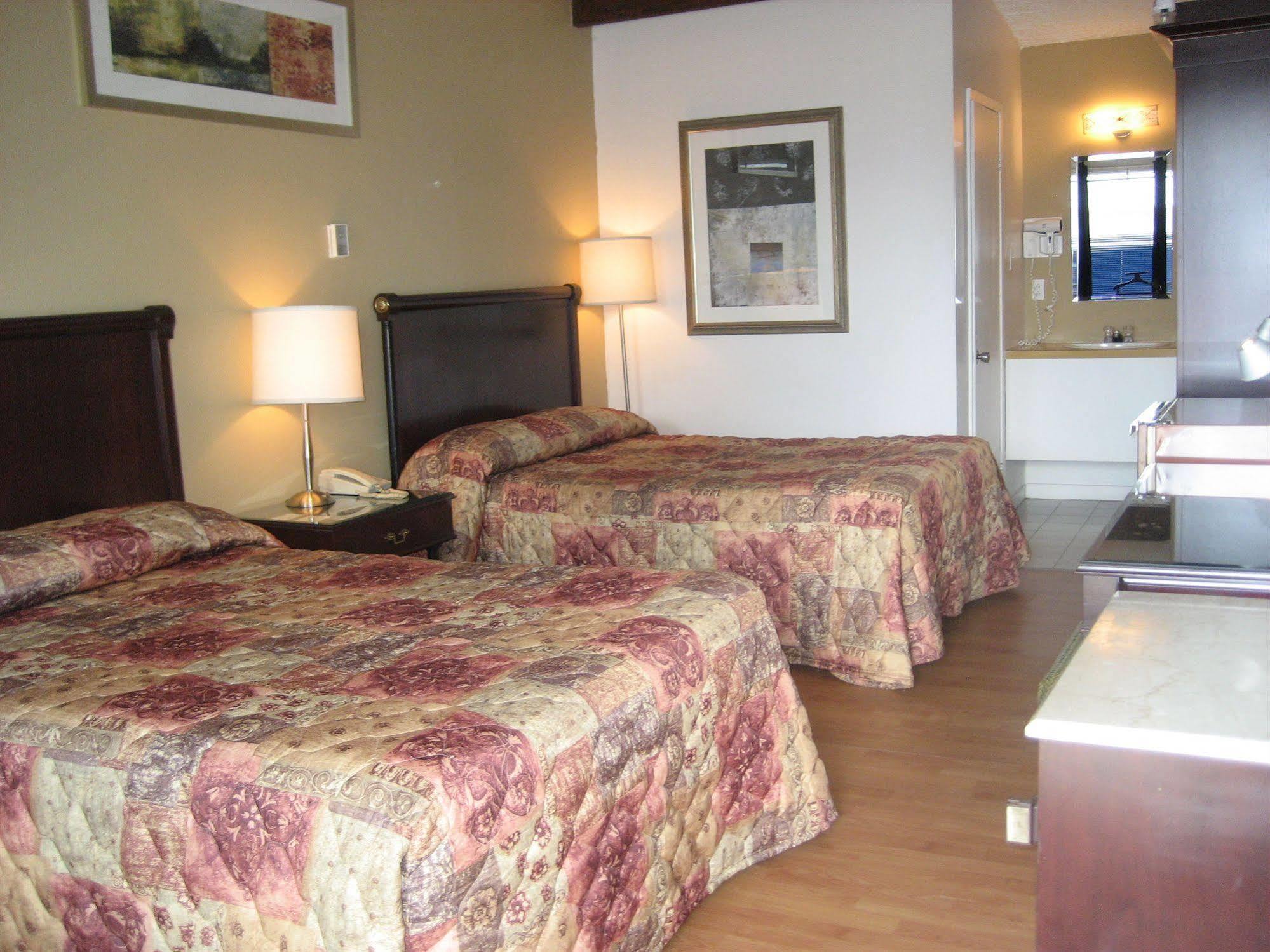 Motel Iberville Saint-Jean-sur-Richelieu Extérieur photo